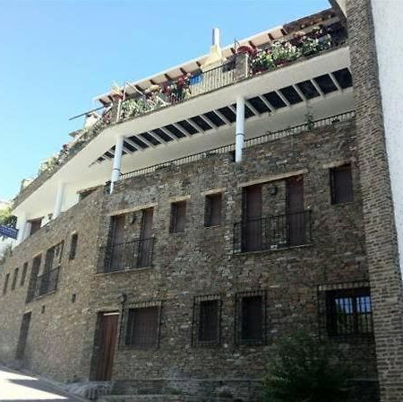 Apartamentos Siete Lagunas Trevélez المظهر الخارجي الصورة
